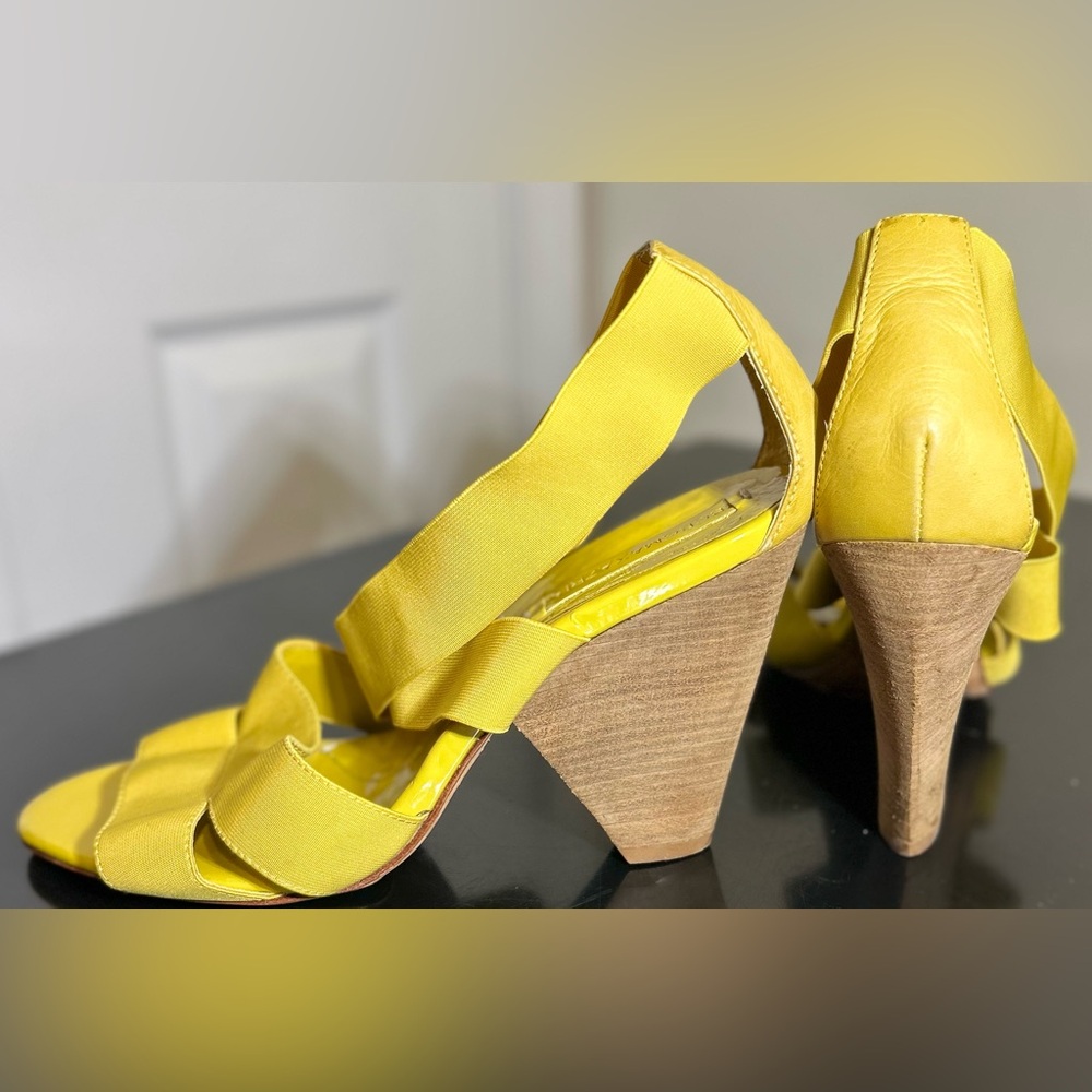 BCBG MAXAZRIA Yellow Leather & Elastic Band Wedge Sandals w FREE PANTS
